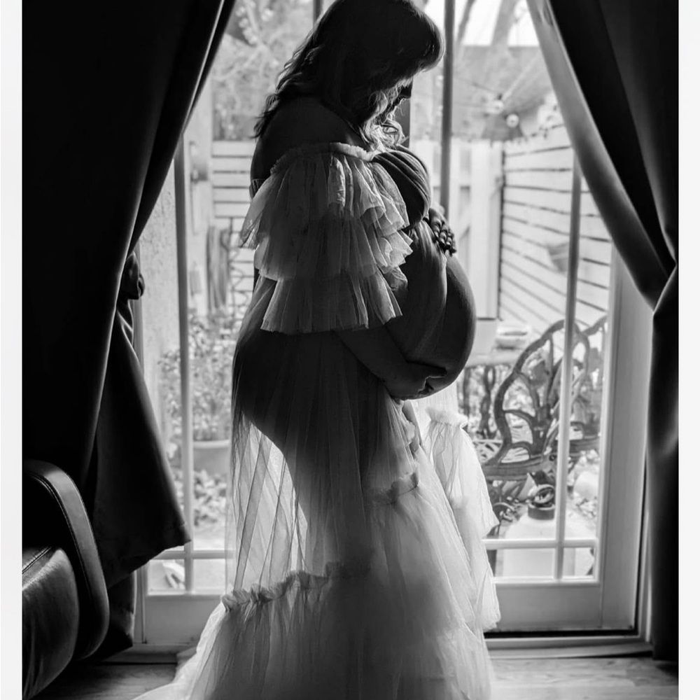 Elegant Cream sheer Tulle maternity Gown